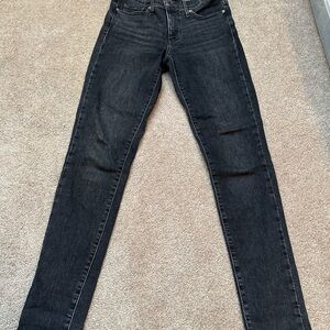 Levi's Women's Dark Gray Skinny Jeans